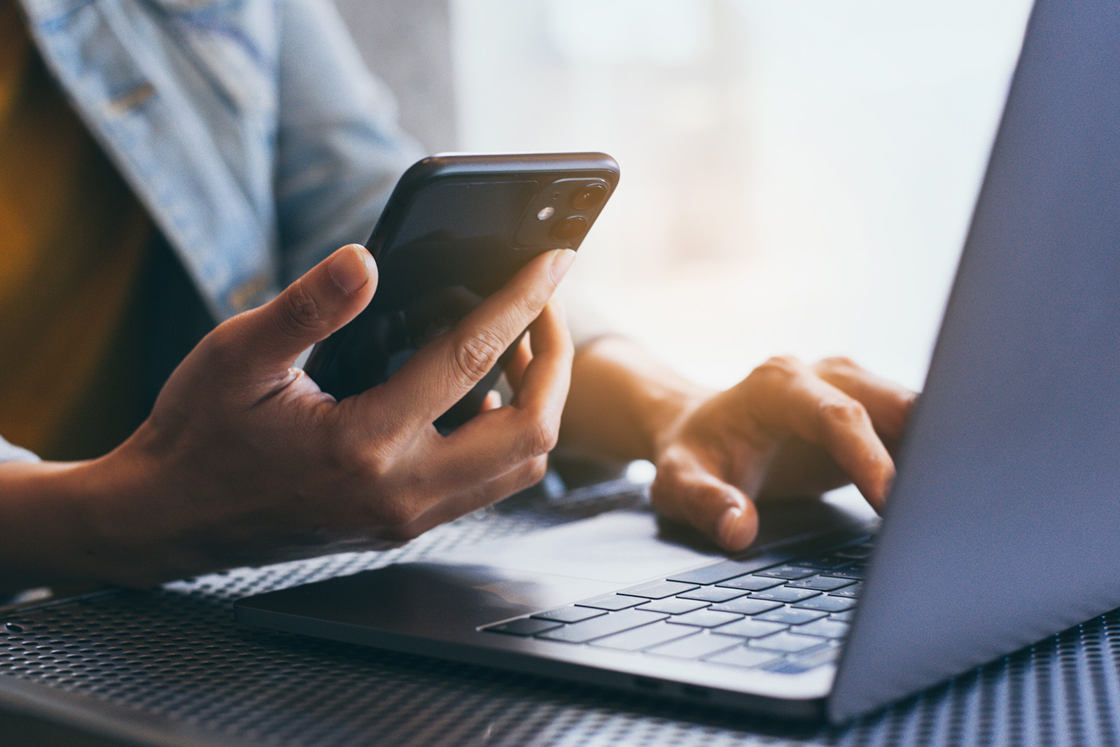  html    head  title 500 Internal Server Error  title   head    body    center  h1 500 Internal Server Error  h1   center    hr  center nginx 1.29.3  center     body     html 